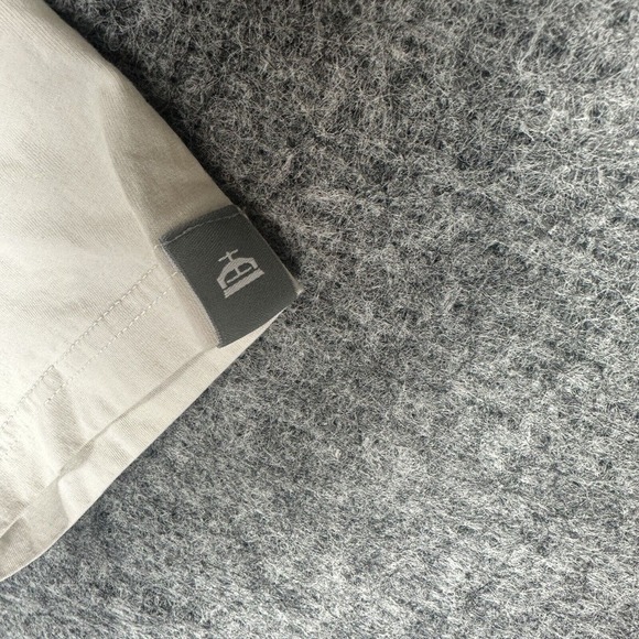 Pulp Fiction Tee with Retro Game Design - Picture 5 of 12